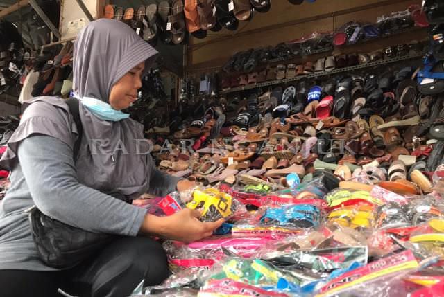 masripah-pedagang-pasar-kertosono-yang-rugi-ratusan-juta-rupiah