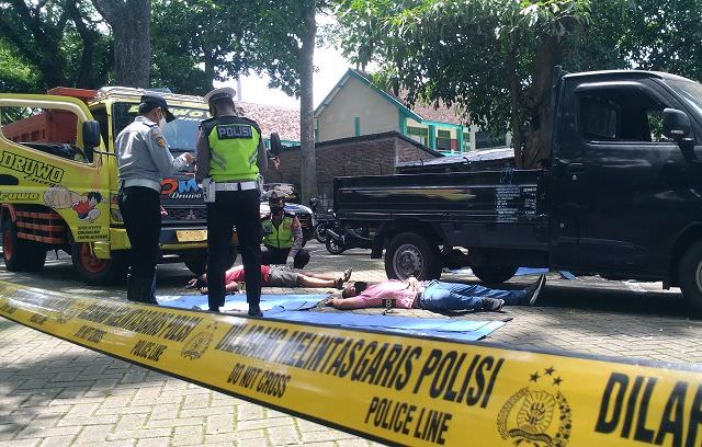 satlantas-polres-kediri-kota-gelar-simulasi-penanganan-kecelakaan