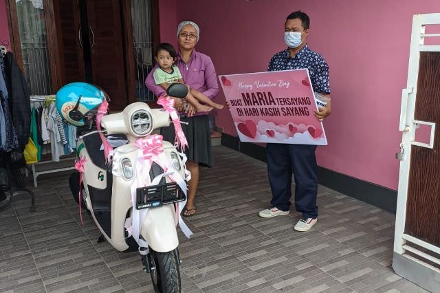 surprise-fazzio-untuk-sang-istri-di-hari-valentine