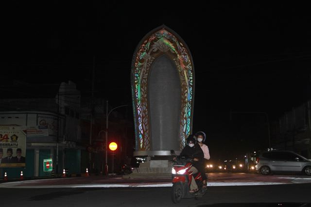 hari-kedua-uji-coba-perubahan-arus-lalin-di-a-yani-nganjuk
