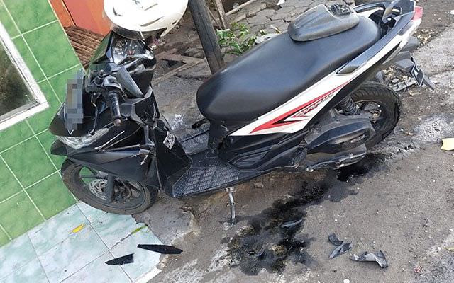 kurang-konsentrasi-pengendara-motor-asal-banyakan-tabrak-pejalan-kaki