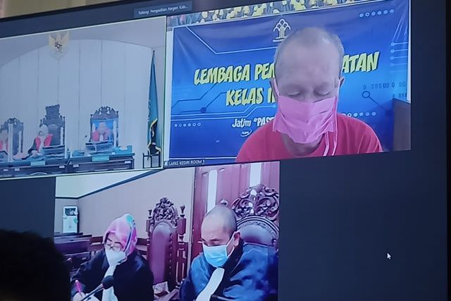 pencuri-burung-kacer-asal-mojoroto-divonis-1-tahun-4-bulan-penjara