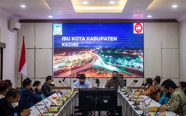 yang-paling-strategis-jadi-ibu-kota-kabupaten-kediri-ya-ngasem