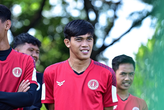 SENIN 3 OKTOBER TAHUN 2022 HALAMAN 20 RADAR SPORT SUDAH PULIH: Oky Kharisma bisa kembali berlatih bersama tim Persedikab Kediri untuk persiapan Liga 3. (Foto: Iqbal Syahroni)