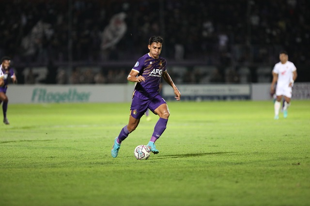 RESMI HENGKANG: M Ridwan resmi hengkang dari Macan Putih. (Foto: Wahyu Adji/JPRK)