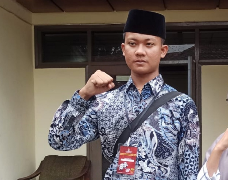 "Jalan itu hal utama. Misalnya jalan-jalan rusak yang harus dibenahi, itu banyak menjadi keluhan masyarakat."  ABDUL ROHIM,&nbsp;Bacaleg DPRD Jember