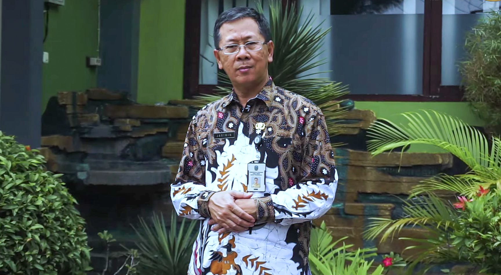 VISIONER: Drs Jarimin, MPd, Kepala SMAN 2 Bondowoso.