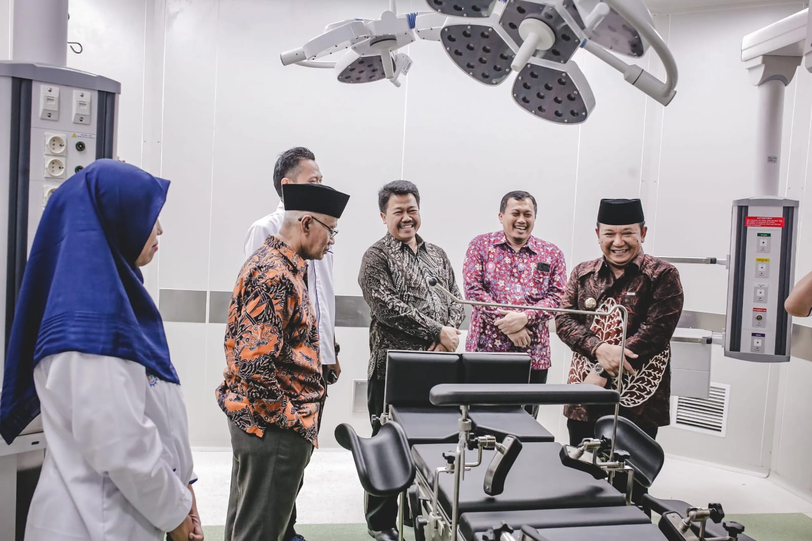 PRIORITAS BIDANG KESEHATAN:&nbsp;Bupati Jember Hendy Siswanto meminta nakes layani masyarakat sebaik mungkin. Tingkatkan faskes untuk masyarakat.