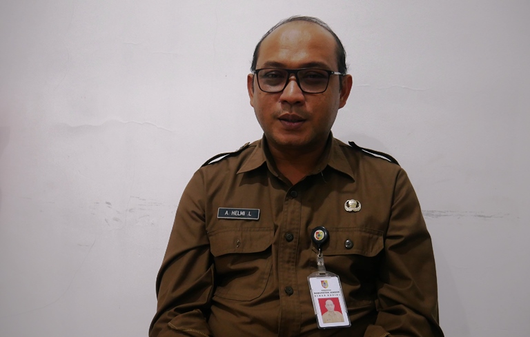 BERI PENJELASAN: Akhmad Helmi Luqman, Kepala Dinsos Jember