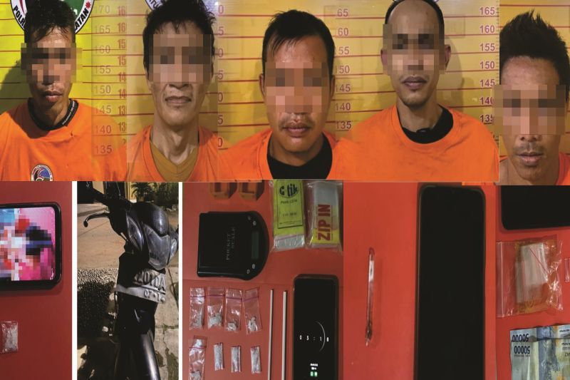 &nbsp;Lima pelaku dari pelaku jaringan narkotika lintas kabupaten, HR, HRA, MAH, YU dan TN serta barang bukti telah diamankan ke Mapolres Hulu Sungai Selatan, Kandangan, Kalimantan Selatan, Selasa (25/7/20