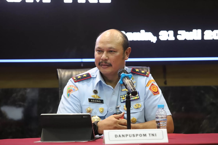Marsda TNI Agung Handoko, Danpuspom TNI membantah pihak TNI melakukan intervensi kepada pimpinan Komisi Pemberantasan Korupsi (KPK) dalam kasus dugaan korupsi di Basarnas.