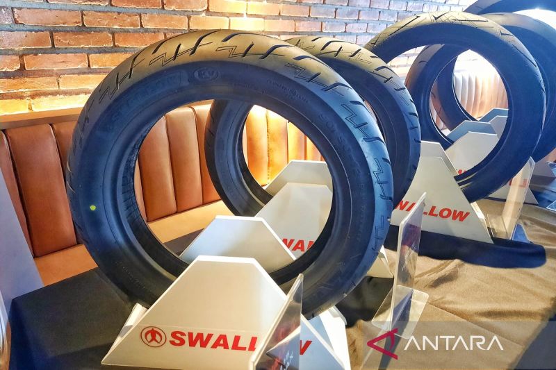 &nbsp;Ban motor listrik Swallow Voltrax dari PT Industri Karet Deli (IKD).