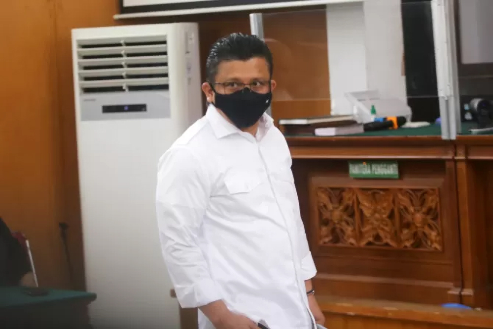 Ferdy Sambo tak jadi dihukum Mati setelah Mahkamah Agung dalam putusan kasasi, memangkas hukuman&nbsp;Eks Kadiv Propam Polri tersebut.