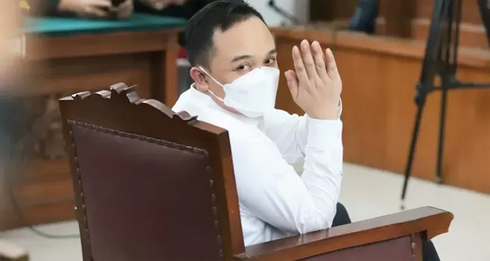 Ricky Rizal Wibowo saat menjalani persidangan pembacaan vonis di Pengadilan Negeri Jakarta Selatan, Desember tahun 2022 lalu.  &nbsp;
