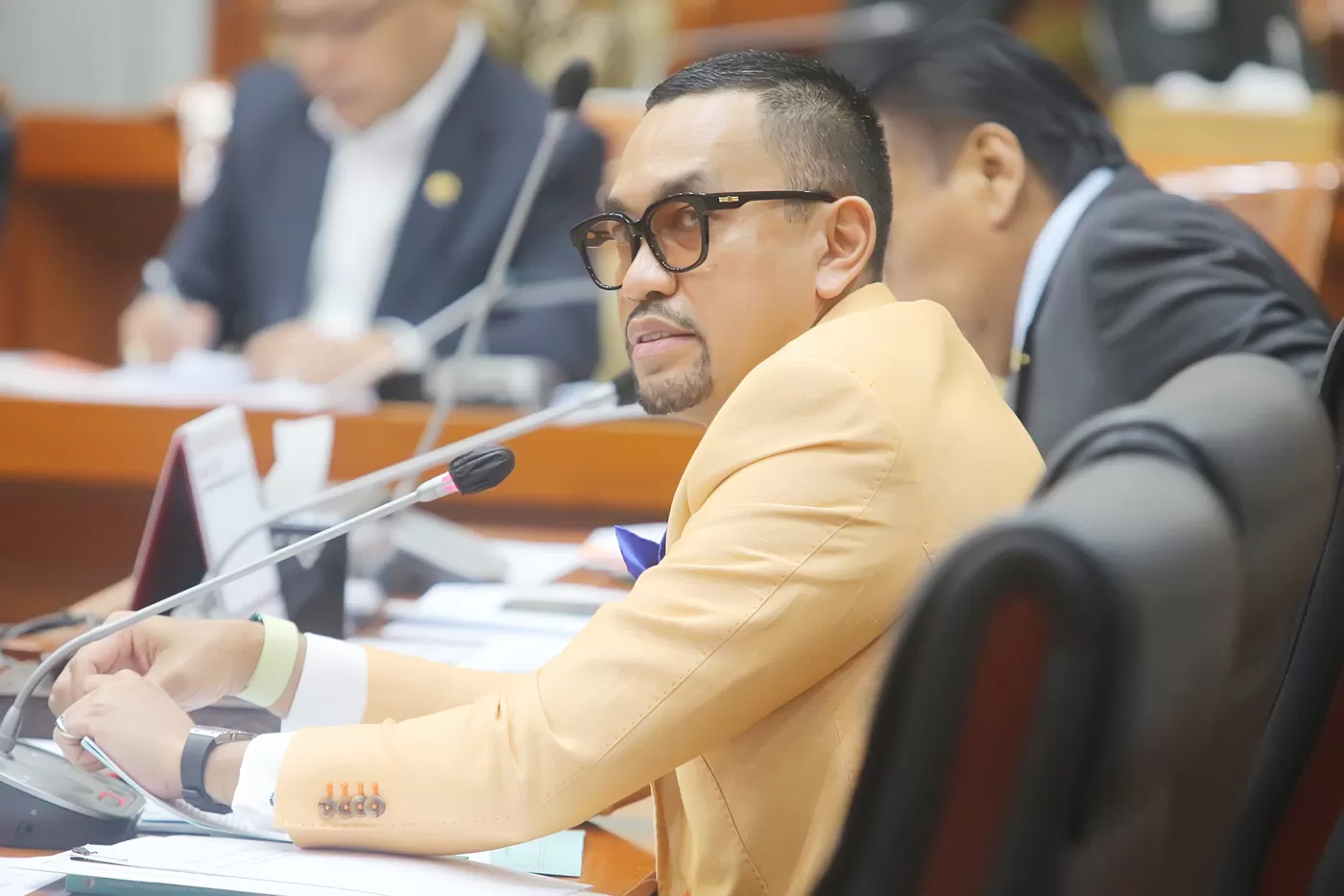 Ahmad Sahroni, Wakil Ketua Komisi III DPR mengeluarkan lontaran, ada penangkapan Sabu 100 Kg di Jawa Timur.