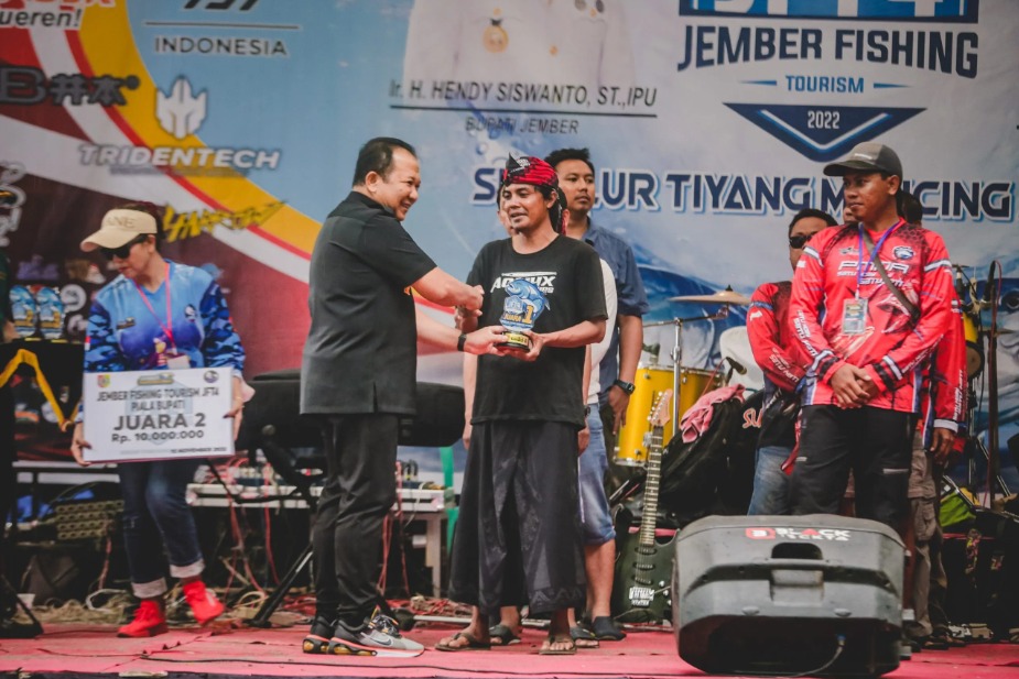 (PEMKAB JEMBER UNTUK RADARJEMBER)