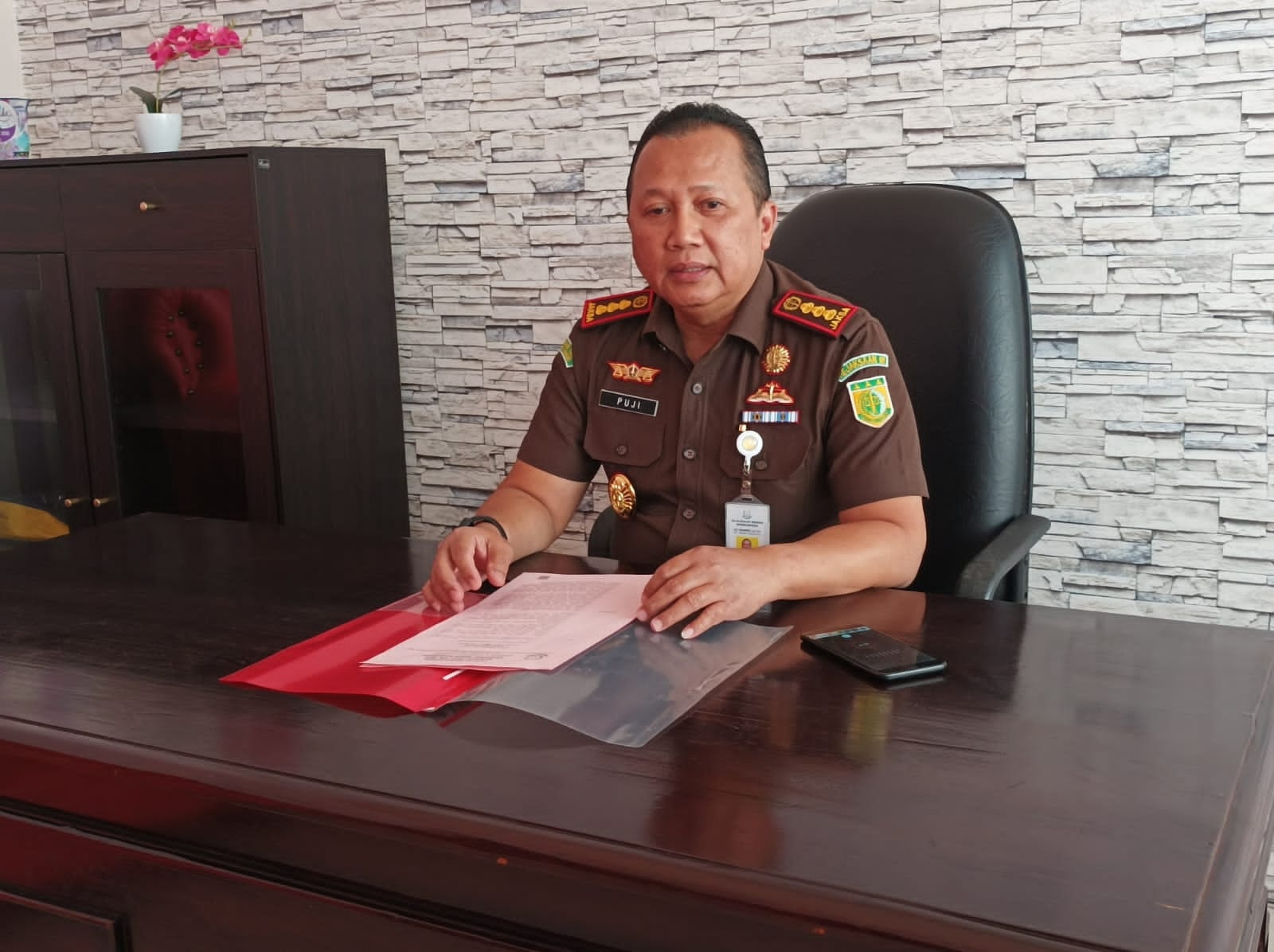 "Proyek apa saja itu, nanti akan kami sampaikan ketika sudah melalui tahap berikutnya."  PUJI TRIASMORO  Kajari Bondowoso