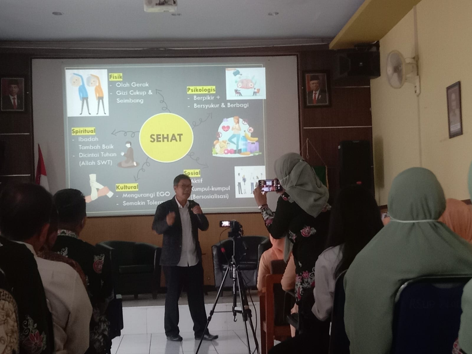 Talkshow RSUD dr H Koesnadi (RSDK) Bondowoso