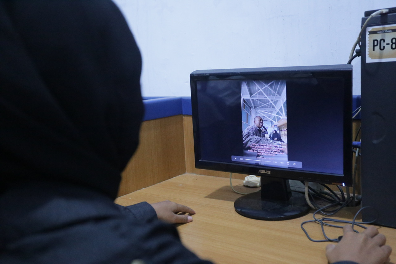 VIRAL: Video jemaah umrah yang diduga telantar di Madinah.