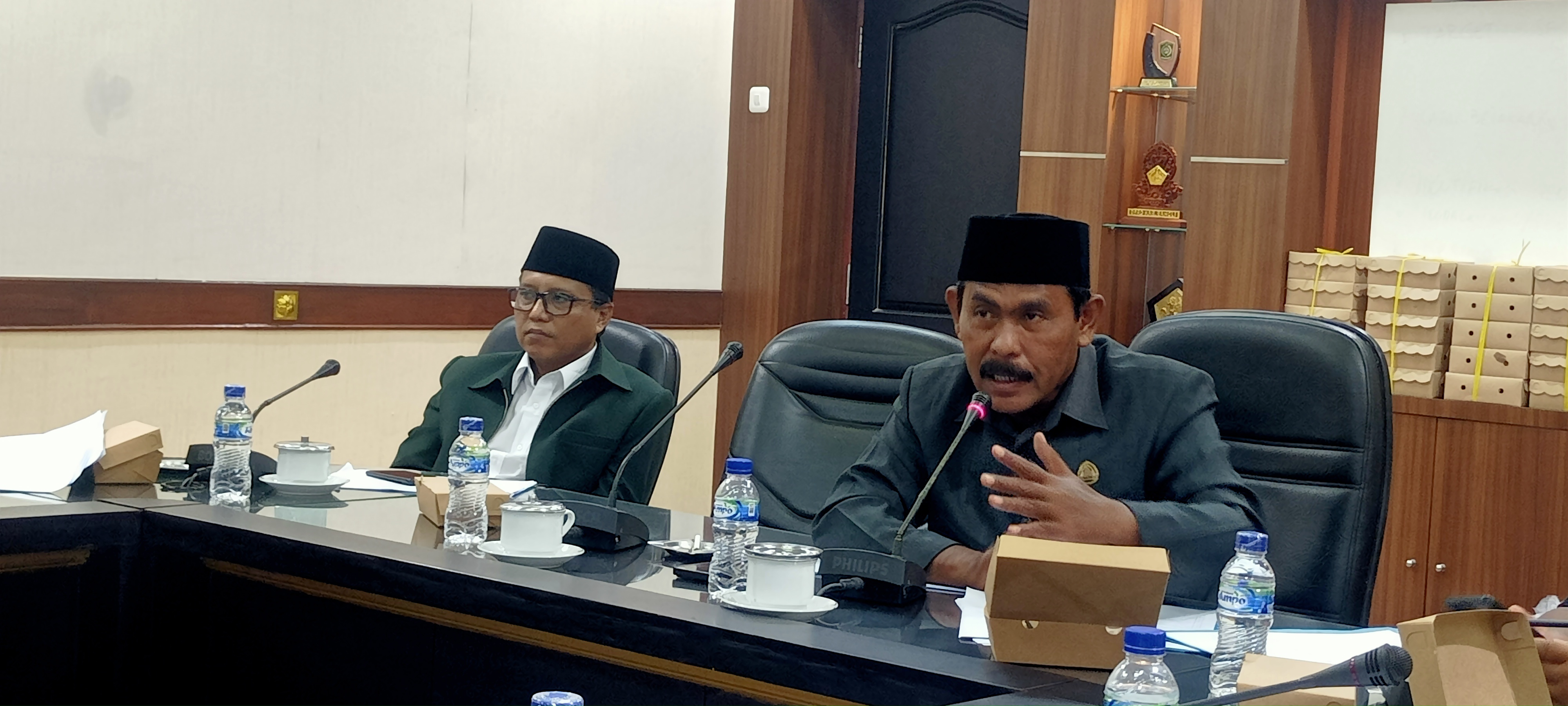 &ldquo;Semua ponpes harus mengarah pada kepemilikan nomor statistik pondok pesantren atau NSPP.&rdquo;  MOHAMMAD HAFIDI  Ketua Pansus 2 DPRD Jember
