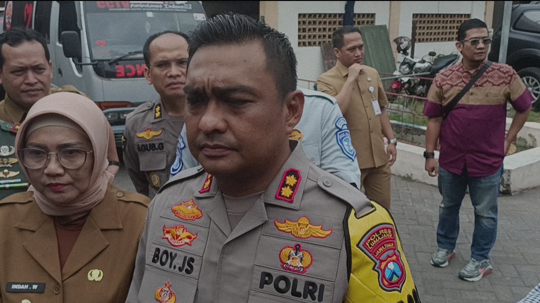 Kapolres Lumajang  AKBP Boy Jeckson Situmorang