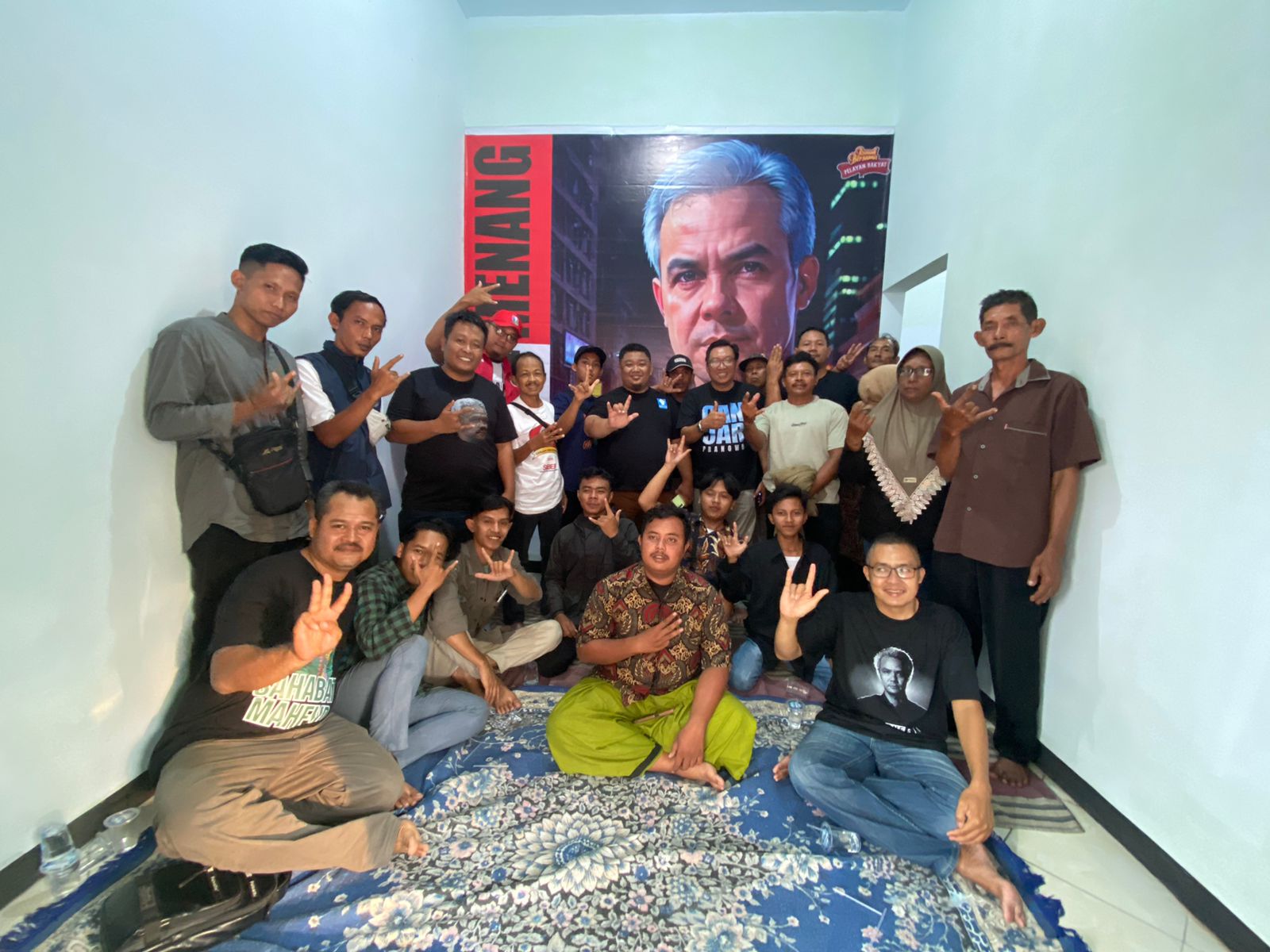 MANGLI, Radar Jember - Enam organ relawan pendukung pasangan capres-cawapres nomor urut 03, Ganjar Pranowo dan Mahfud MD, telah merapatkan barisan bersama untuk pemenangan Ganjar-Mahfud di berbagai da
