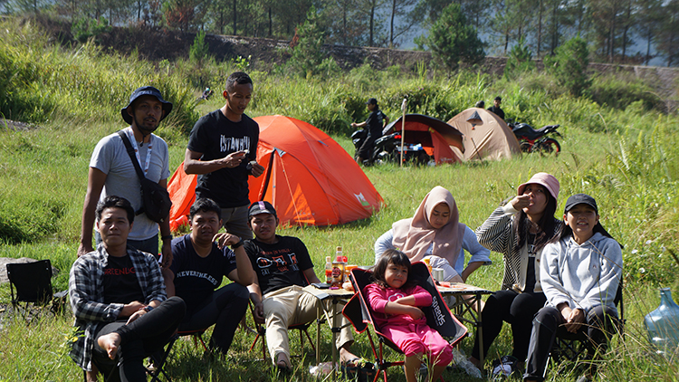 Hilangkan Bosan dan Stress, Camping Jadi&nbsp;Solusi dan&nbsp;Ajang Bergengsi di Medsos