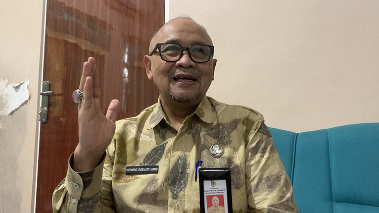 HENDRO SOELISTIJONO Kepala Dinkes Jember  &nbsp;