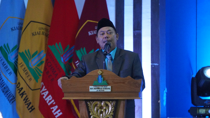 Rektor UIN KHAS Jember Prof Dr Hepni (Foto : Viona / Radar Jember)