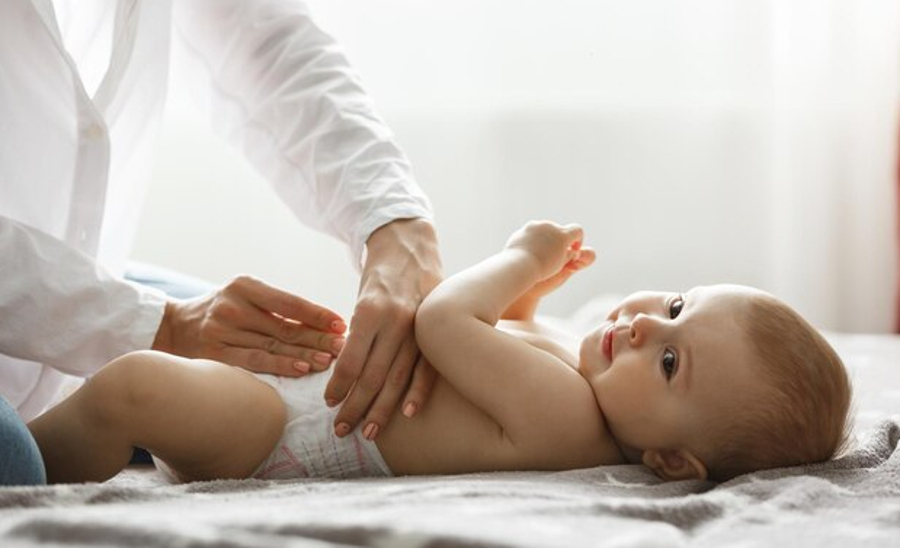 Ilustrasi bayi (foto: freepik.com)