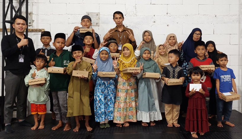 Berbagi berkah ramadhan untuk anak yatim