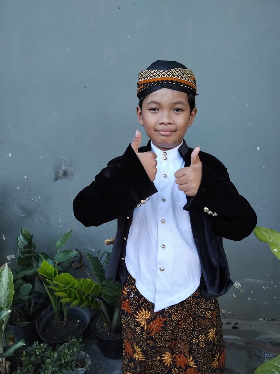 ADA BAKAT: Aliando, dalang cilik ini sudah sering tampil di berbagai acara selama satu tahun terakhir.