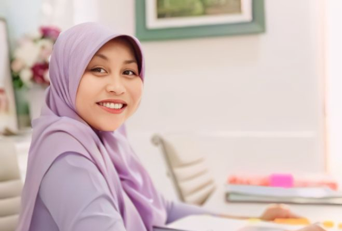 “Mendekati masuk kerja sebaiknya ritme itu ditata kembali, mulai dari tidur yang cukup hingga pola makan yang lebih teratur.” MARISA SELVY HELPHIANA, Psikolog dari Biro Konsultasi Gemilang Psikologi.