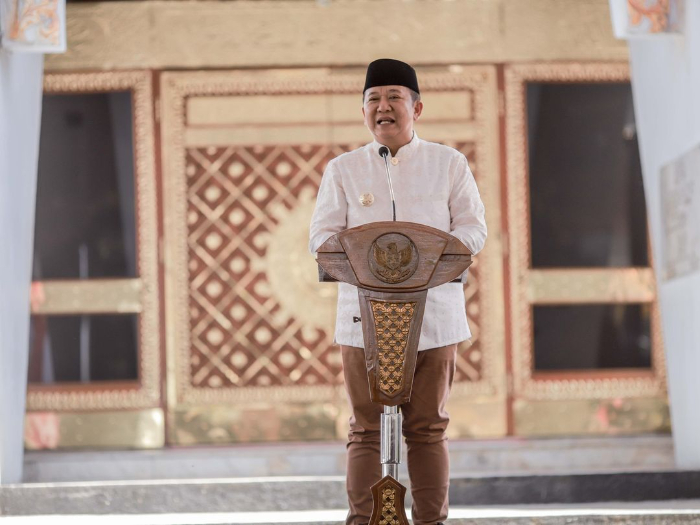 SAMBUTAN: Bupati Jember Hendy Siswanto memulai kegiatan Musabaqah Tilawatil Quran (MTQ) se-Jember tahun 2024 di Masjid Jami Al-Baitul Amin, (22/6).