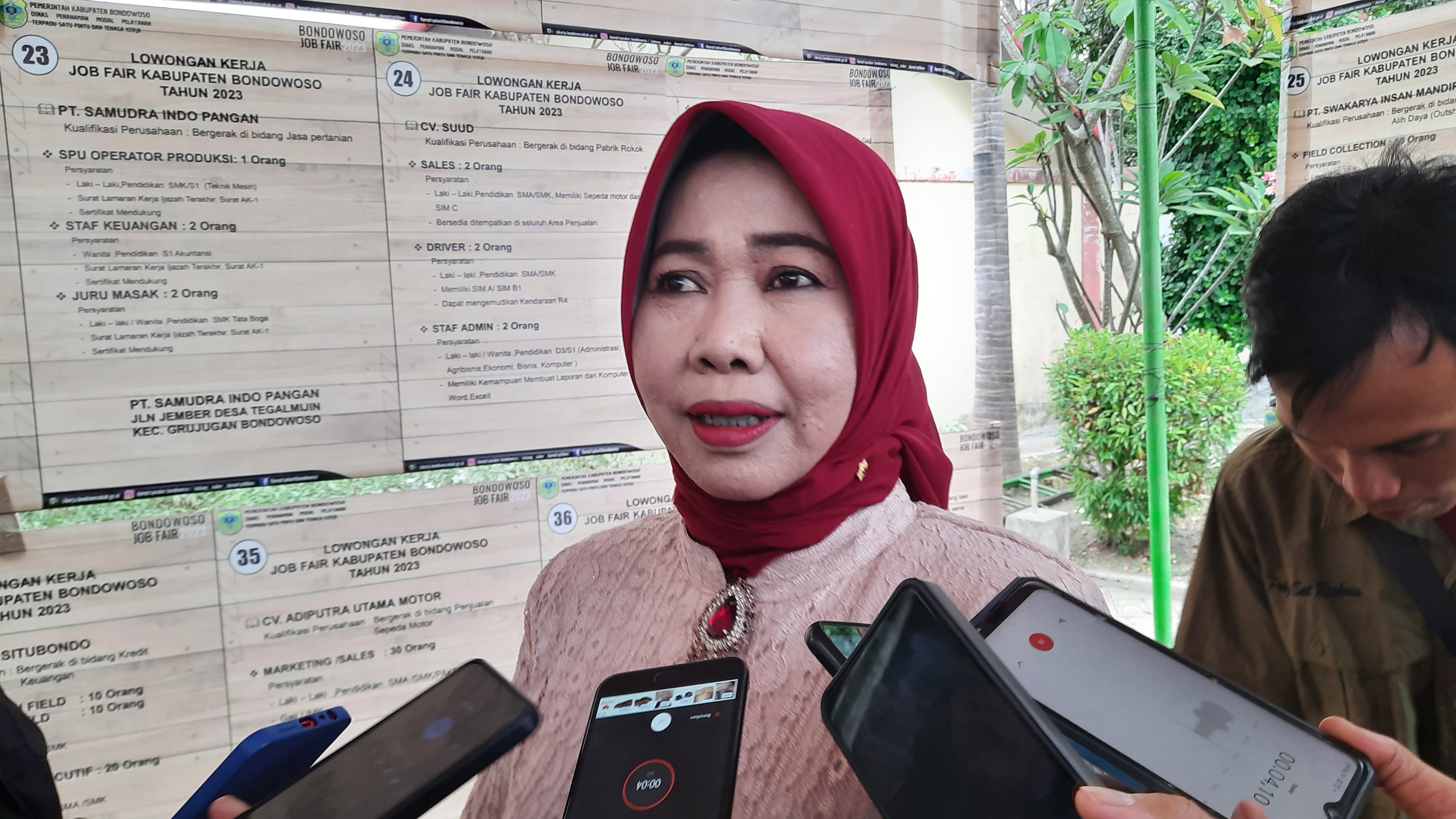"Kalau di bidang pertanian masih cukup menjanjikan. Seperti tanaman biofarmaka juga cukup potensial."  NUNUNG SETIANINGSIH Kepala DPMPTSP Naker Bondowoso