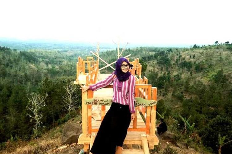 Sumber foto: Web Radar Jember  (Diunggah pada 4 September 2017 Foto Instagram @yuna_arch29)