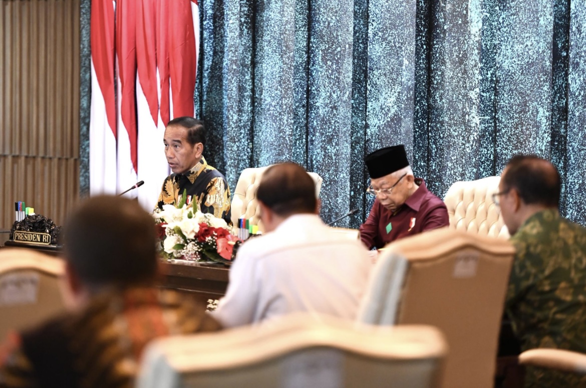 Proses sidang kabinet terkahir Jokowi di IKN.