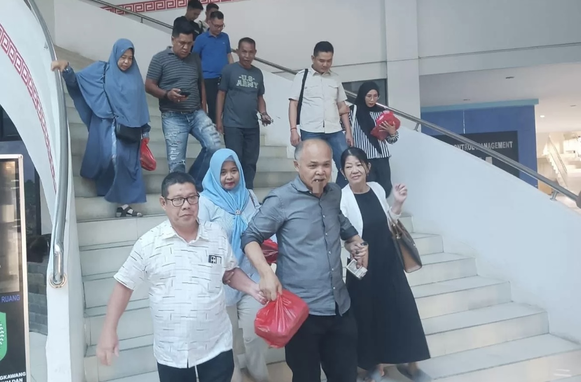 HA anggota DPRD Singkawang terpilih tersandung kasus pencabulan.