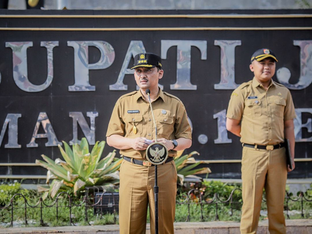 &ldquo;Saya tegaskan seluruh elemen, baik pemerintah, swasta, ataupun masyarakat, punya kewajiban untuk menjaga kondusivitas pilkada.&rdquo; IMAM HIDAYAT Pjs Bupati Jember