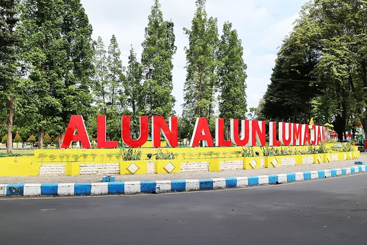 Foto: Alun-alun Kabupaten Lumajang (Sumber: Dok Kominfo-lmj)