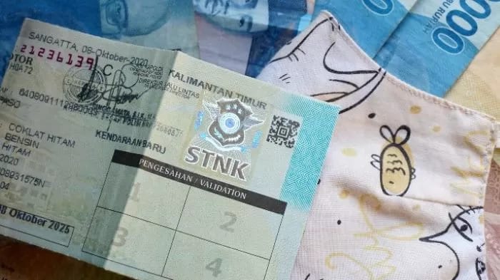 Foto: Ilustrasi Surat Tanda Nomor Kendaraan (STNK) (Sumber: Lifepal)