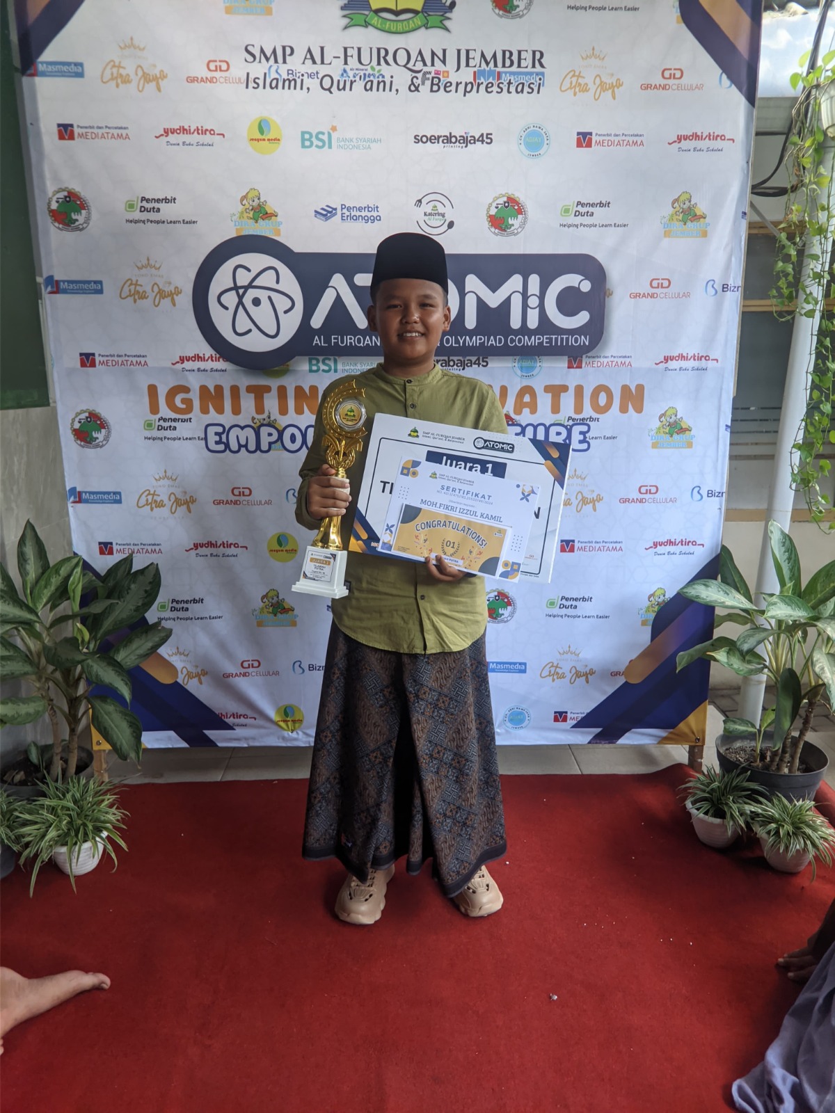 KEREN: Siswa MIN 4 Jember, Muhammad Fikri Izzul Kamil, juara tilawah Alquran di Atomic.