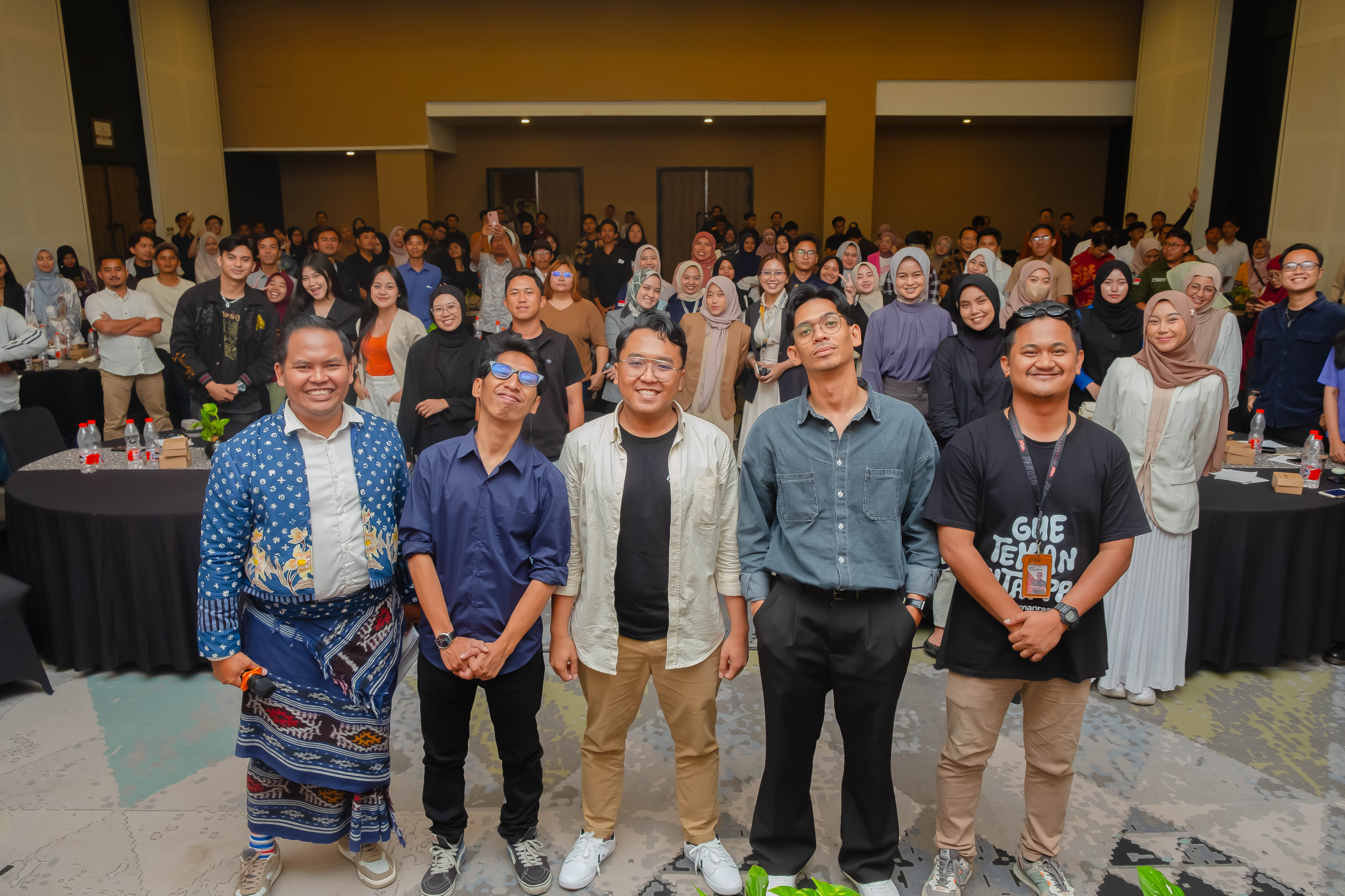 Menjadi Pengaruh Forum 2025 ajak pengusaha sukses dan influencer dorong ratusan UMKM Jember menjadi trending dengan branding (Tim Menjadi Pengaruh)