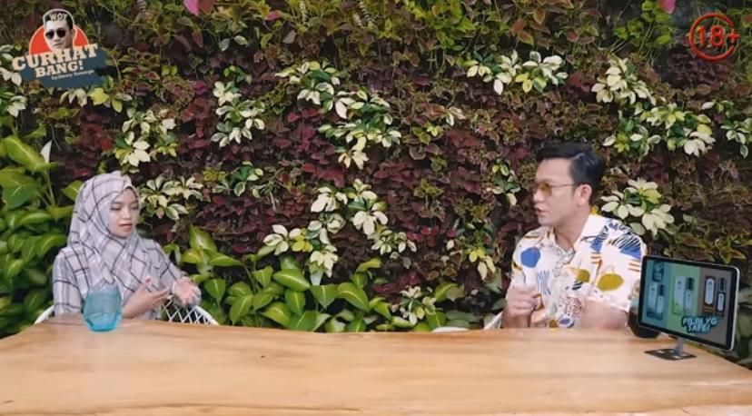 Drama Rumah Tangga di Jember: Istri Ungkap Kelainan Seksual Suami di Podcast Denny Sumargo (Screenshoot YouTube @curhatbang, Denny Sumargo )