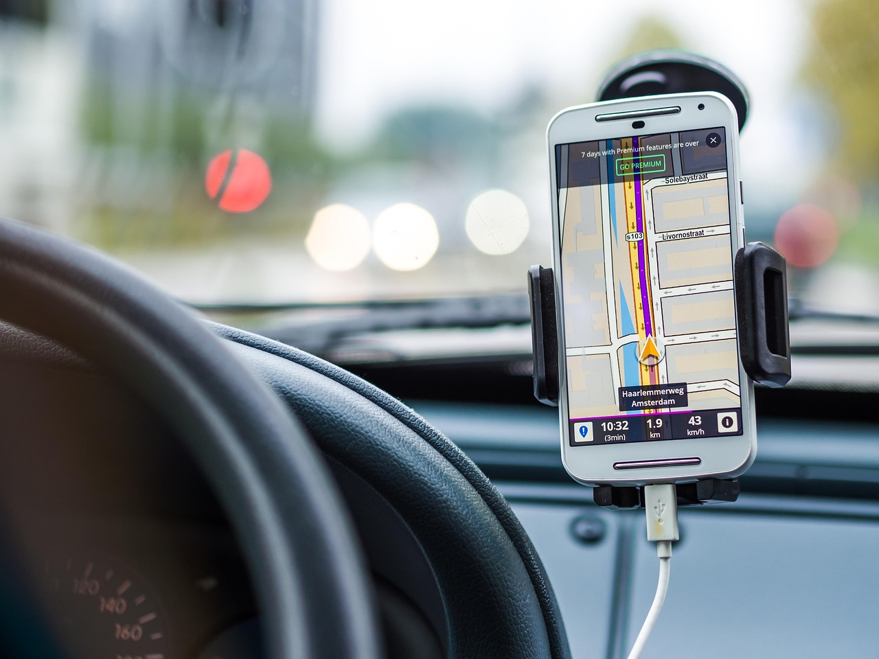 Aksesosris Mobil (Pixabay)