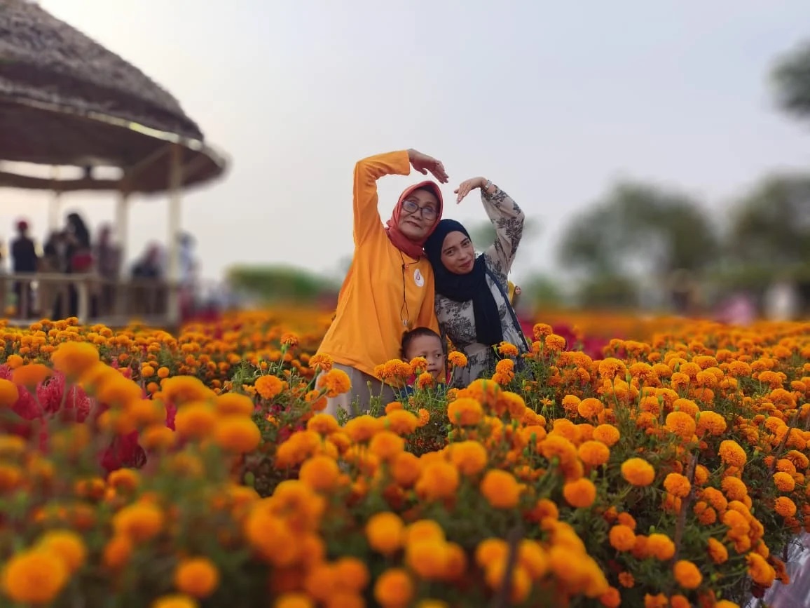 INDAH: Pemandangan taman bunga saat pelaksanaan Gerbas Tani, akhir tahun lalu. (IQBAL/RJ)