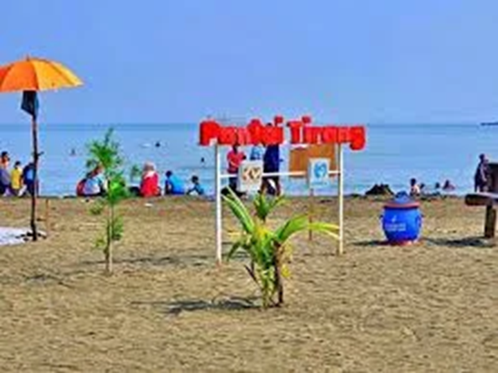 Menjelajahi Pesona Pantai di Semarang: 5 Destinasi yang Wajib Masuk Daftar Liburan Anda