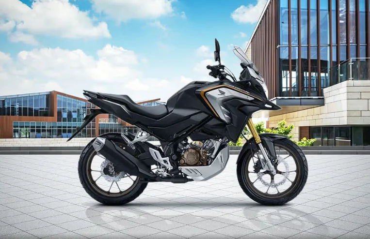 Motor Adventure Terbaik Buat Touring Jarak Jauh: Siap Tembus Semua Medan!