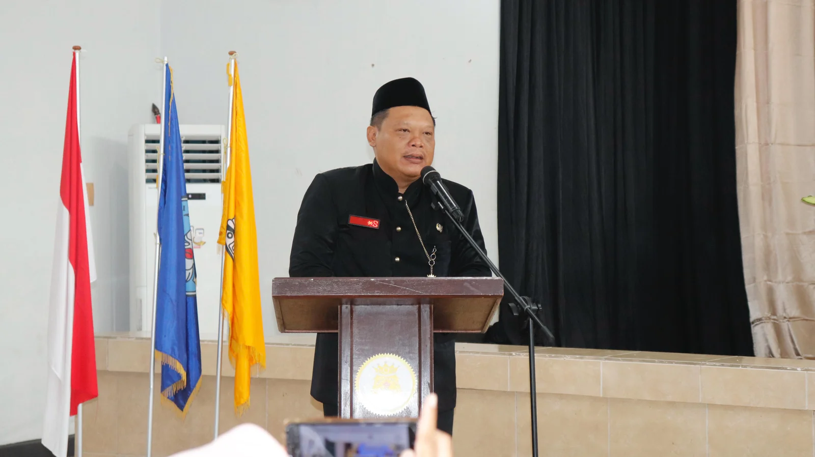 Dr. DARIS WIBISONO SETIAWAN