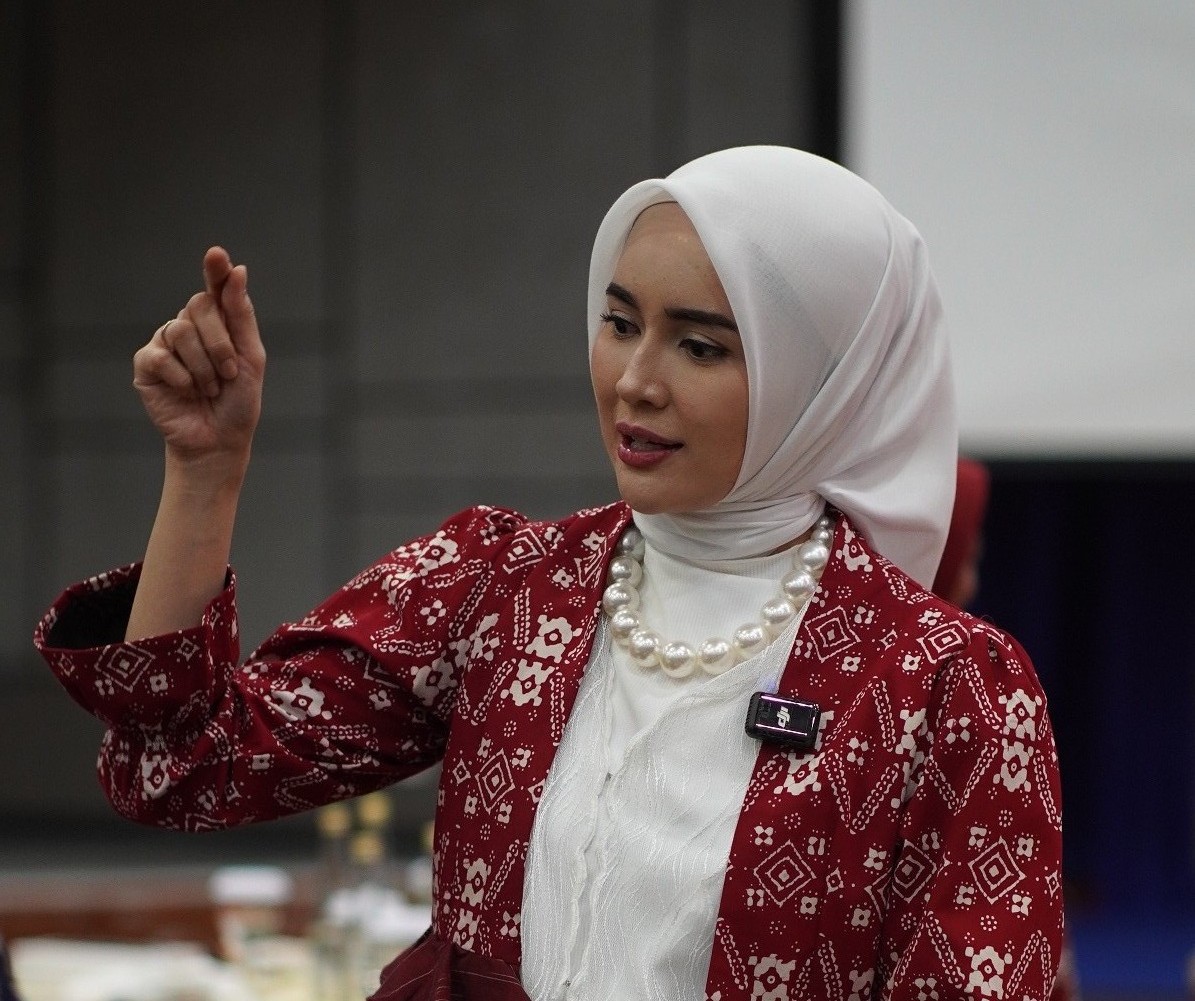 ANALISA WIDYANINGRUM, Founder Analisa Personality Development Center (APCD). (GESEILA SIRE/RADAR JEMBER)